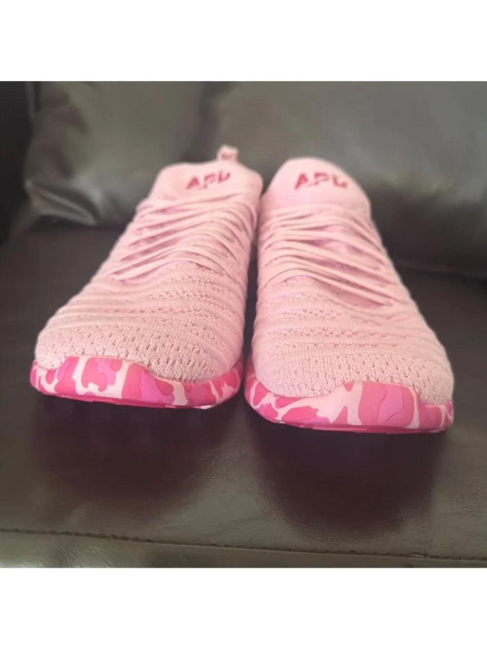 APL Womens‎ TechLoom Wave Sneakers Pink Camo Sole Size 12.5 US Lightweight shoes